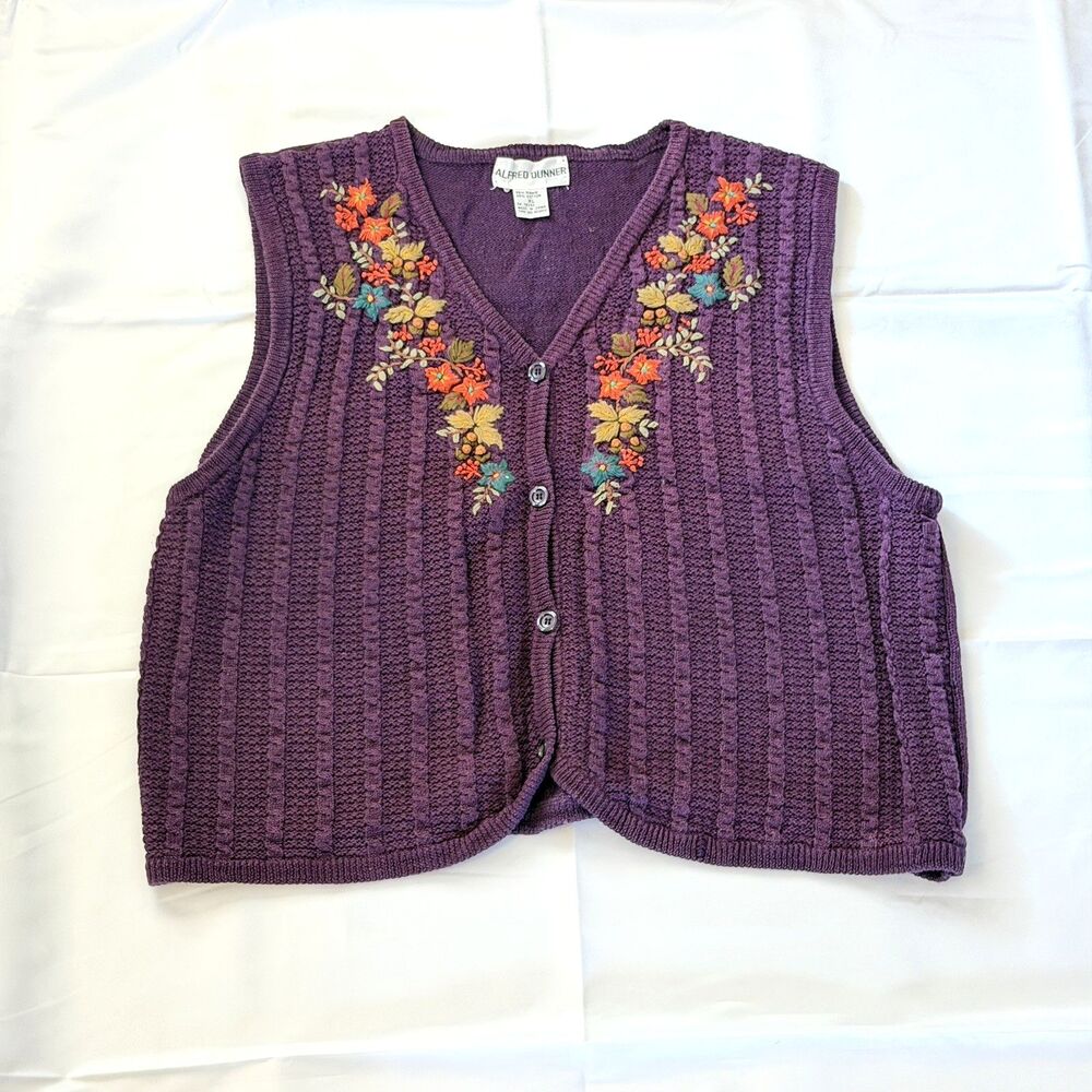 Alfred Dunner Purple Floral Embroidered Sweater Vest XL Button Front Fall Knit